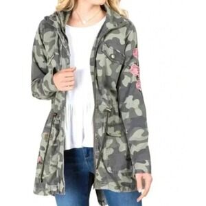 Francesca's Blue Rain 100% Cotton Camo jacket With Floral Embroidery Sz Lg